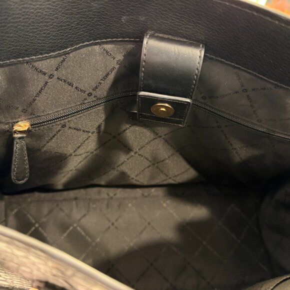 EUC Authentic Michael Kors Black Leather/ Suede / Croc Embossed Hamilton Tote - Picture 9 of 10